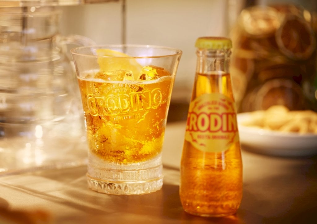 Crodino – Aperitivo Analcolico in Bottiglietta 10cl | Confezione da 48 - immagine 3